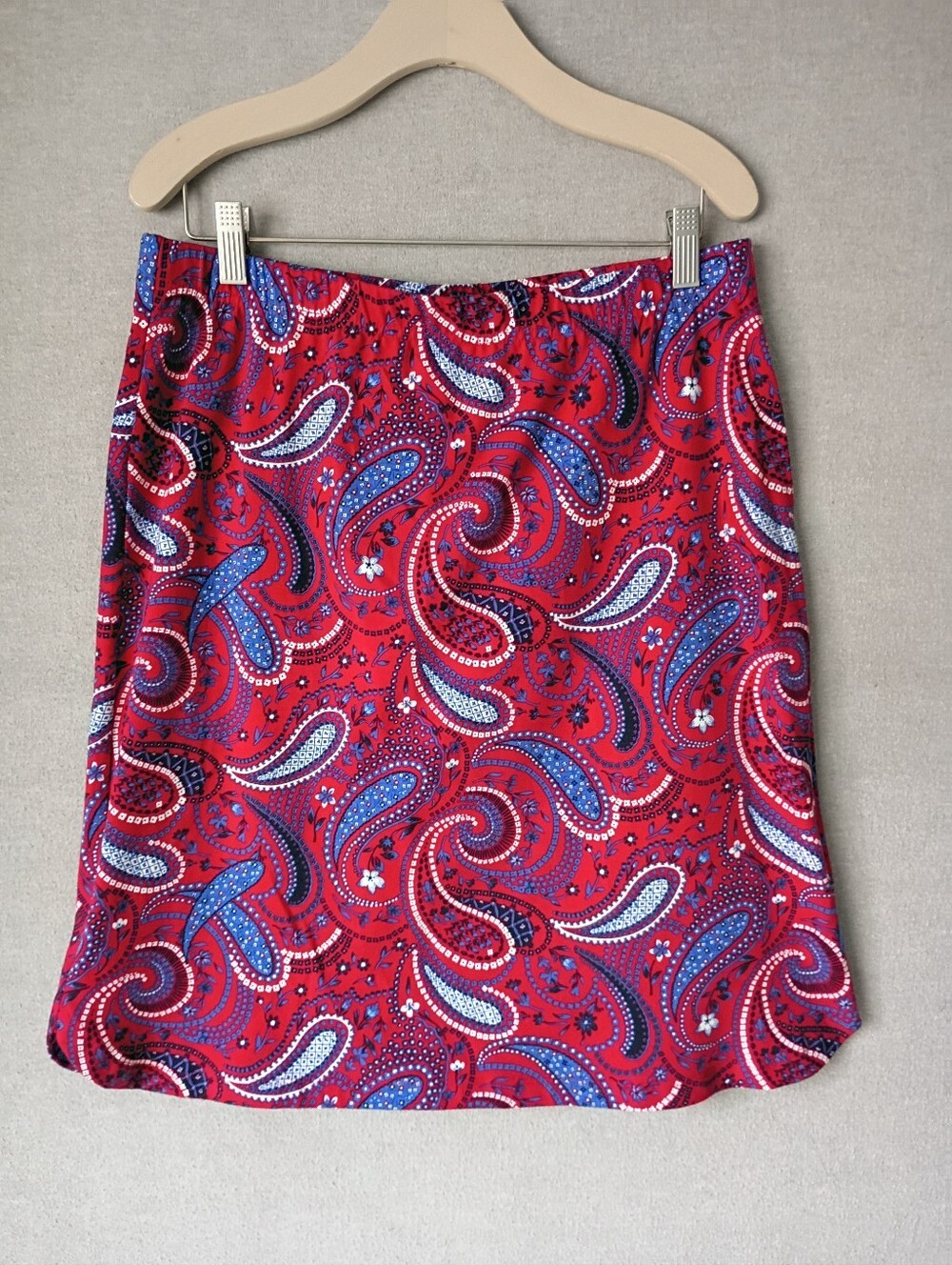 Talbots Red and Blue Paisley Cotton Knee Length Skirt Size Medium